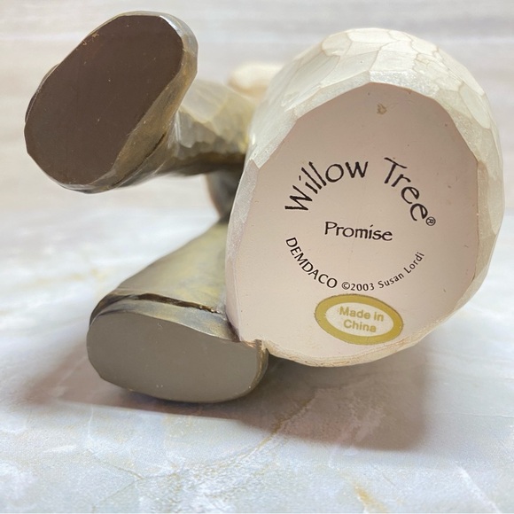 Willow Tree "Promise" Figurine - Picture 5 of 8